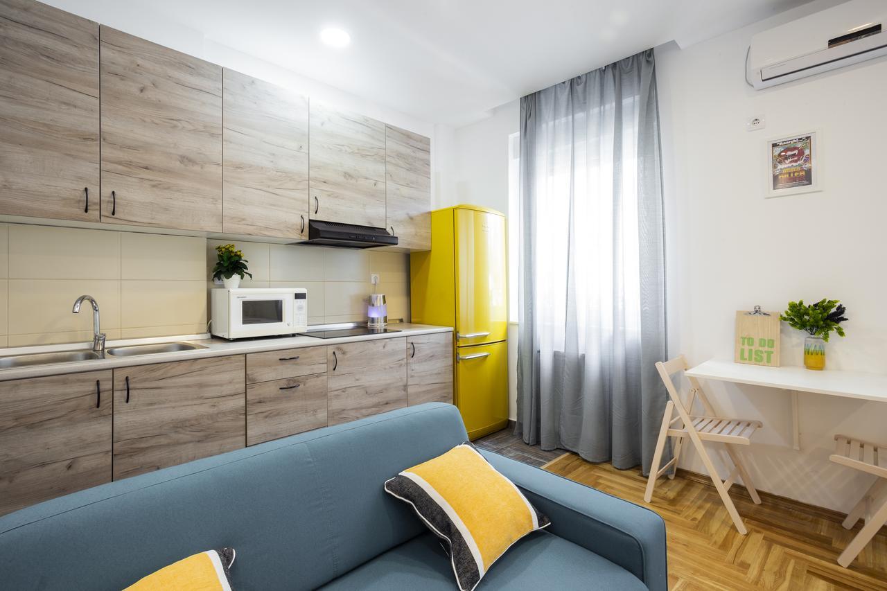 Giallo Apartment - Free Private Parking 노비사드 외부 사진